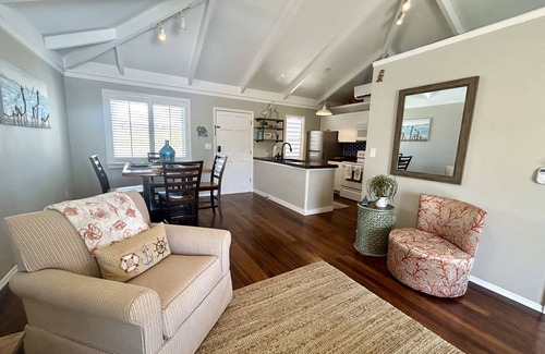 Chenay Bay Condo | NEW! Saltwater Serenity - Poolside & Walk to Beach