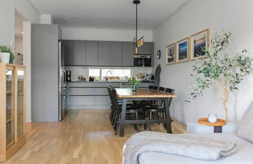 Are Municipality Apartment | NEW Scenic Family Stay in Tegefjäll Hike & Relax