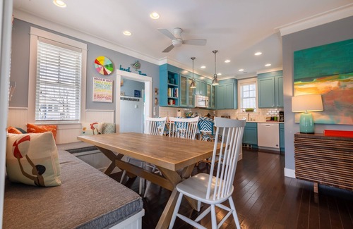 Seabrook House | *NEW* Seabrook's Life of Riley, a 3-bedroom home!
