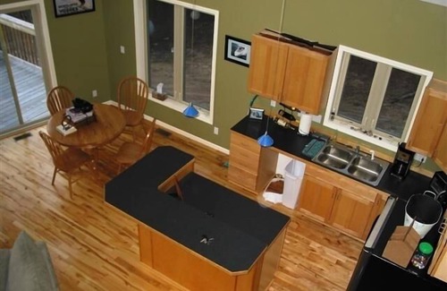 Bellaire Ski Chalet | New Secluded Chalet Great Skiing,Golfing,Boating,Relaxing