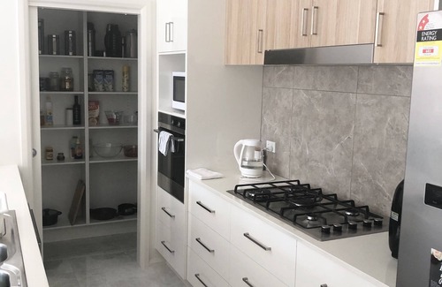 Kambah House | New Serene 4 bedroom home
