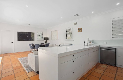 North Fremantle House | NEW Short Walk 2Beach+Starlink+lots of parking!