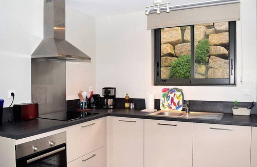 Tregastel House | New Single-Story House with WIFI, 3 Stars, Near Trégastel Beaches