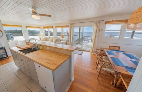 Avon House | New! Sound-front, Great Views, Kayak, Paddle board
