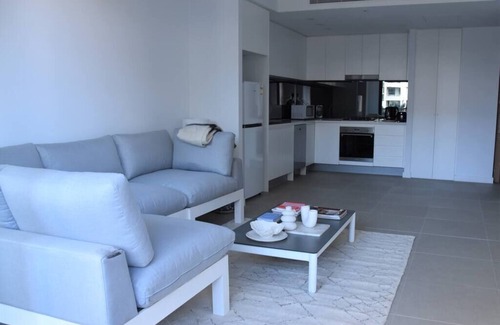 Rosebery Apartment | New Spacious 1 Bedroom Apartment Rosebery