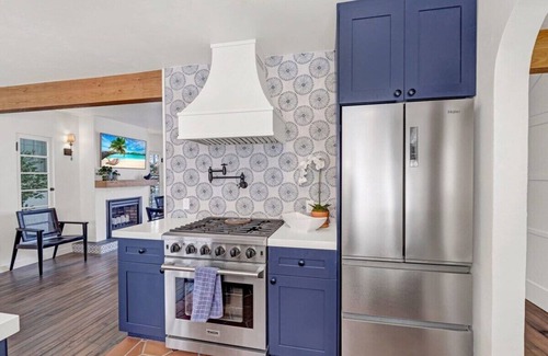 Avalon House | New! Spacious Detached Home | Perfect Location