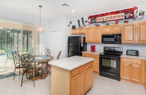 West Kissimmee Villa | NEW! Spacious Emerald Island Home, Private Pool & Minutes to Disney!