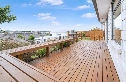 Hamilton House | New, spacious, enjoy a quality stay in Flagstaff