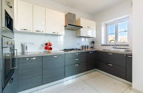 Qawra Apartment | New Spacious Apartment 3 Bdr 2 Bth Bugibba 1