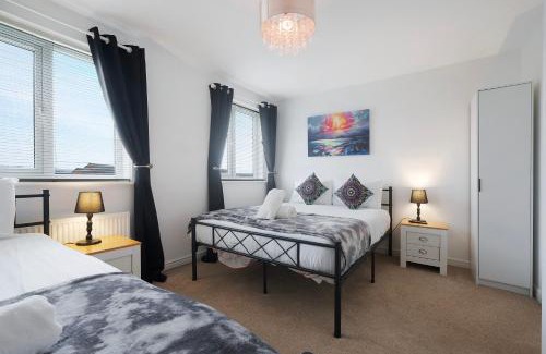 Bowburn House | New! Spacious Retreat for 10 Perfect for Families!