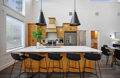 Broken Bow Cabin | NEW Spectacular Modern Retreat -The Fika House-Lux