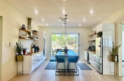 Deanes House | New! St. Silas Garden Villa - 8 minutes away from pristine beaches