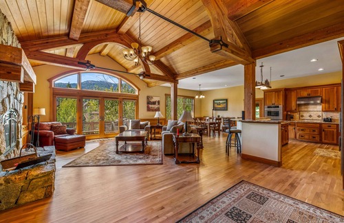 Tamarack Resort House | New! Steelhead Chalet 23 - Tamarack Resort - Deck - Garage - WiFi - Hot tub