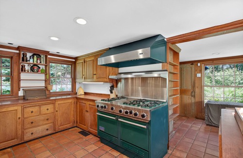Newtown Villa | NEW! Storybook 330 Year Old Enchanting Estate