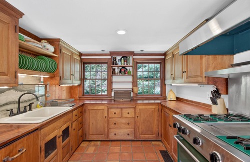 Newtown Villa | NEW! Storybook 330 Year Old Enchanting Estate