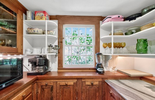 Newtown Villa | NEW! Storybook 330 Year Old Enchanting Estate