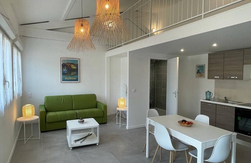 Saint-Pierre-d'Oleron Apartment | New studio, in the heart near the salt marshes , the golf and the beach.