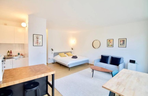 Postel Apartment | New Studio !