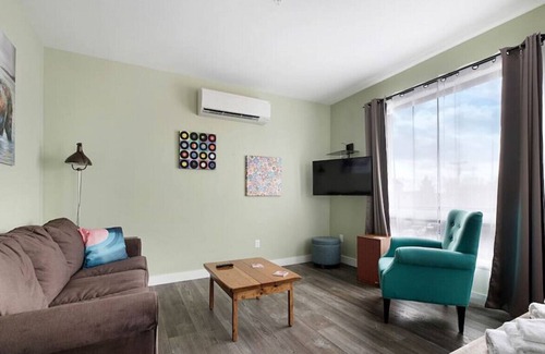 Knightville Apartment | New Studio Suite South Portland