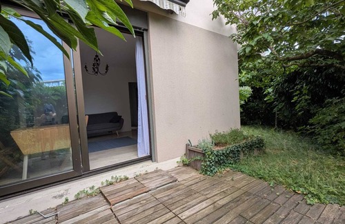 Margnolles - Rhone Apartment | New! Studio with private garden - Caluire proche croix rousse. Garage available