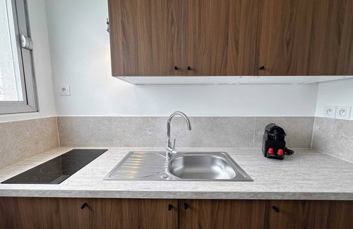 Saint-Lambert Apartment | New studio with Eiffel Tower view and elevator