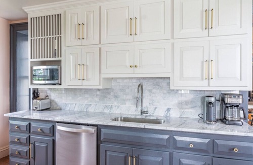 Town of Marbletown House | NEW: Stylish Limestone Villa w/Sauna and Movie Theatre