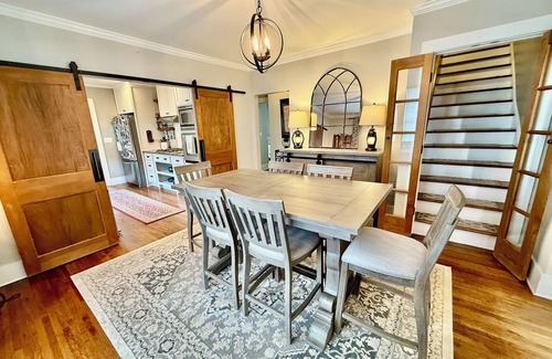 Wilmore House | NEW Stylish Retreat in the Heart of the Action!