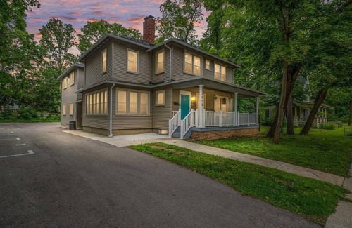 College Heights Apartment | NEW! Stylish Sanctuary Near EMU: Ideal for Med Students