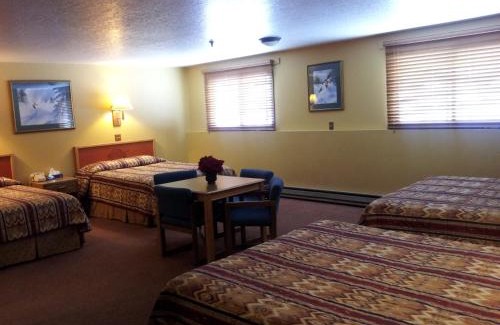 Frisco Hotel | New Summit Inn