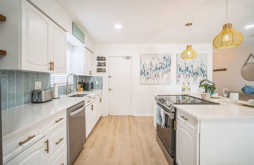 Walsingham House | NEW! Sunny Retreat w/Two Primary Suites & Private Pool