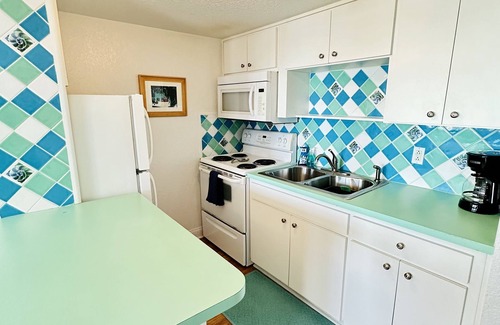 Sunset Beach Condo | NEW! Sunset Beach with Gulf Views, Heated Pool