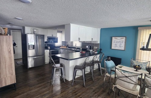Pelican Rapids House | NEW! Sunset Cottage - Lake Lida