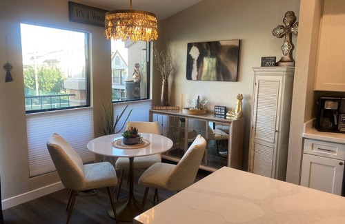 The Townhomes Condo | NEW.SUPER FUN Condo with SPECTACULAR Views! n