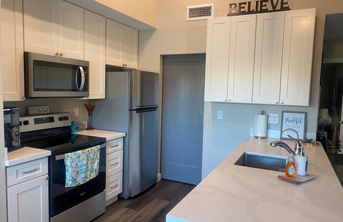 The Townhomes Condo | NEW.SUPER FUN Condo with SPECTACULAR Views! n