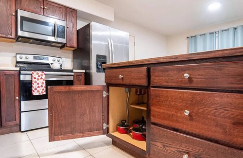 Hilltop House | New Tacoma Home Near Hospitals and Downtown