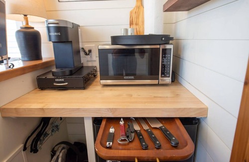 Alpine House | New The Buffalo -shipping Container in Alpine