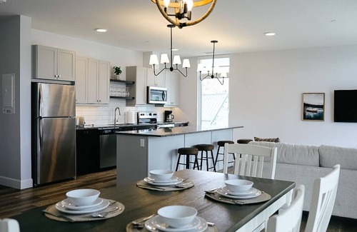 Grand Bend Apartment | New The Carlyle 300 Grand Bend