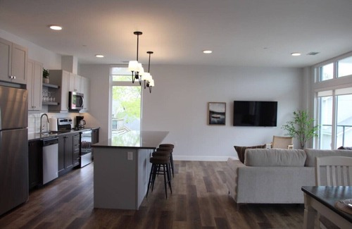 Grand Bend Apartment | New The Carlyle 300 Grand Bend