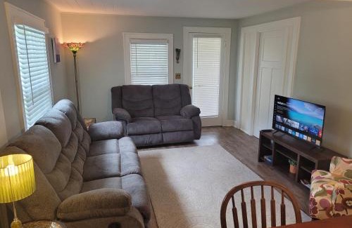 Beulah House | New! The Lily Pad On Benzie Blvd - Super Cute!