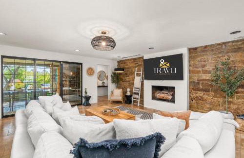 Short Hills House | NEW - The Palo Verde Experience