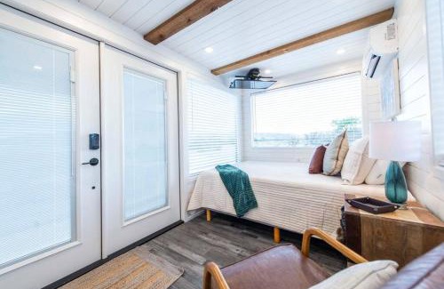 Alpine House | New The Wild West Cozy Container Home