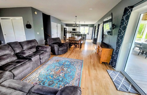 Crandon House | New Three Story Beach House on Beautiful Clear Lake!