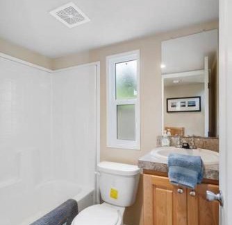 Ashford House | New Tiny Home Steps Away From Mt. Rainier