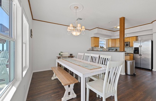 Miramar House | NEW TO THE MARKET - Beach Front
