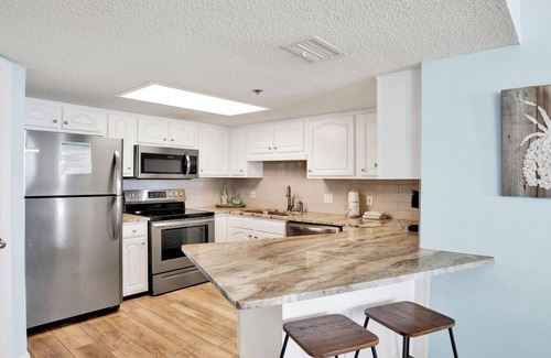 Orange Beach Condo | New to the Rental Market, New Owner, Newly Renovated!