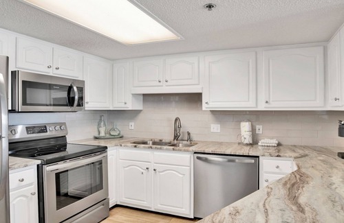 Orange Beach Condo | New to the Rental Market, New Owner, Newly Renovated!