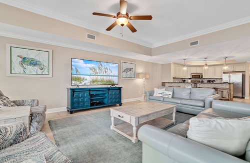 Orange Beach Condo | New to the Rental Market, Newly Owner, Lazy river and Slide!