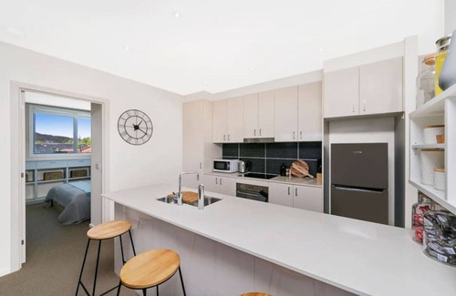 Braddon Apartment | New to VRBO: 3BR Braddon Flat, 8 mins walk to CBD