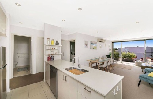 Braddon Apartment | New to VRBO: 3BR Braddon Flat, 8 mins walk to CBD