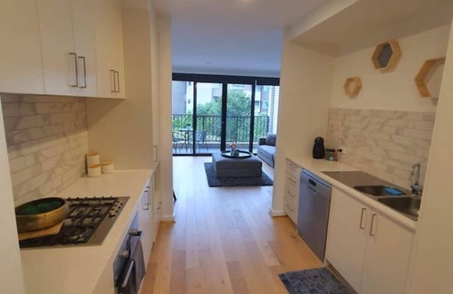 Phillip Apartment | New to VRBO: Family Friendly 2BR Townhouse 5mins to Hospital